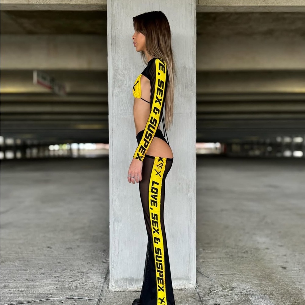 Black and Yellow Graphic Cutout Leggings